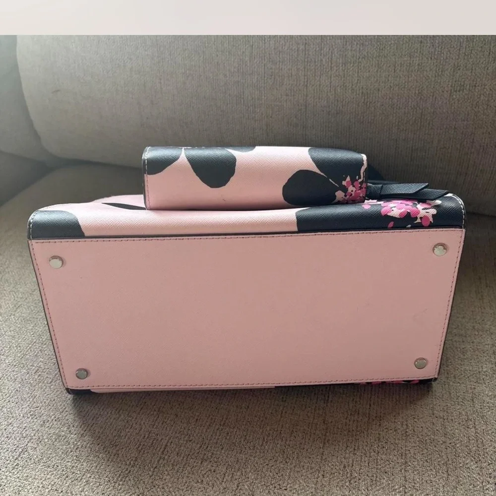 Kate Spade medium Staci- pink floral
